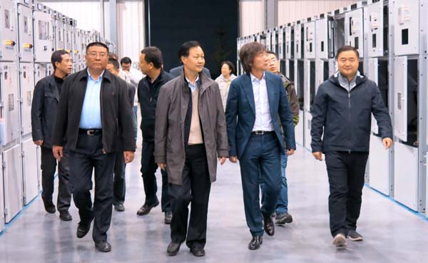 寧波菲仕公司總裁任文杰一行赴長城電工參觀交流，共探技術(shù)創(chuàng)新合作新機(jī)遇